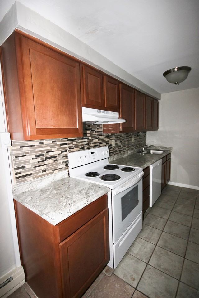 116 Oak Manor Pl #116 - Photo 2 of 8