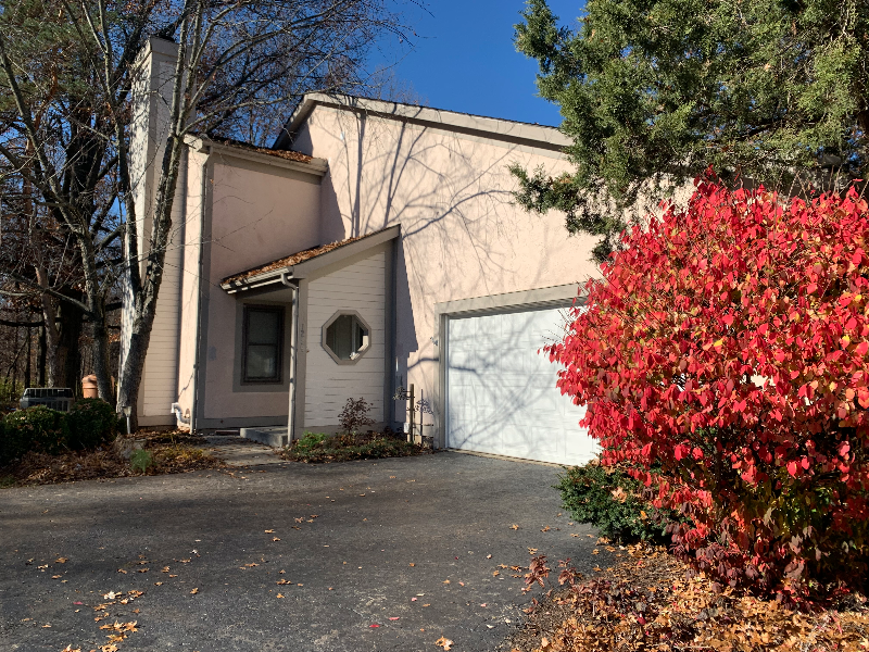 1289 Gatwick Ct #1289 - Photo 2 of 18