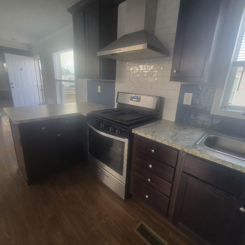 118 Golfview Ct - Photo 2 of 17