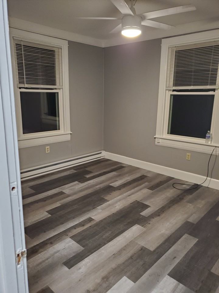 4204 Saint Lawrence Ave #NA - Photo 2 of 4