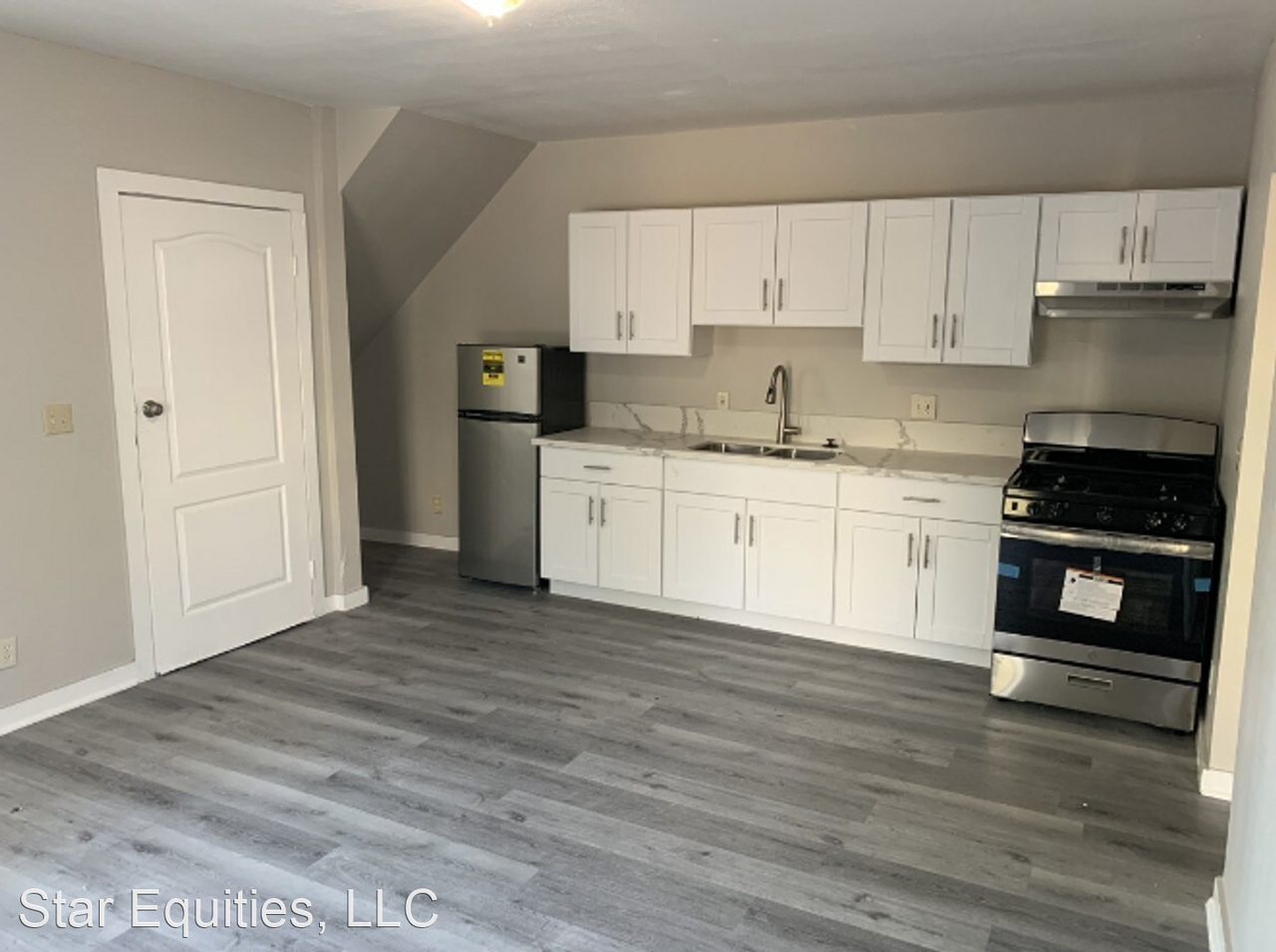 417 N. Bixel Street - Photo 2 of 6