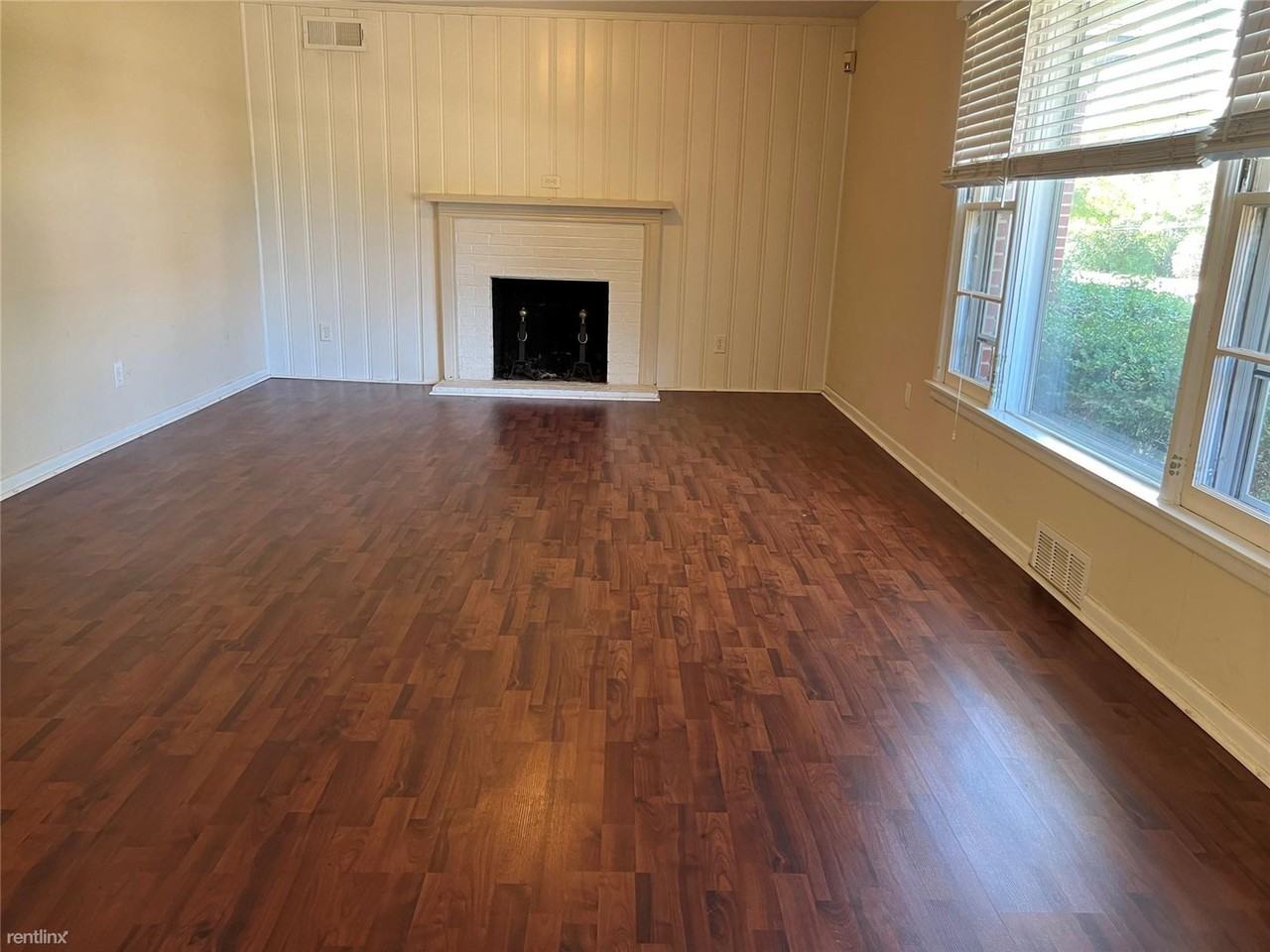 6524 Dykes Way - Photo 2 of 11