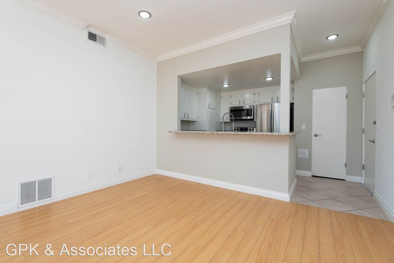 11757 Kiowa Ave. - Photo 3 of 22