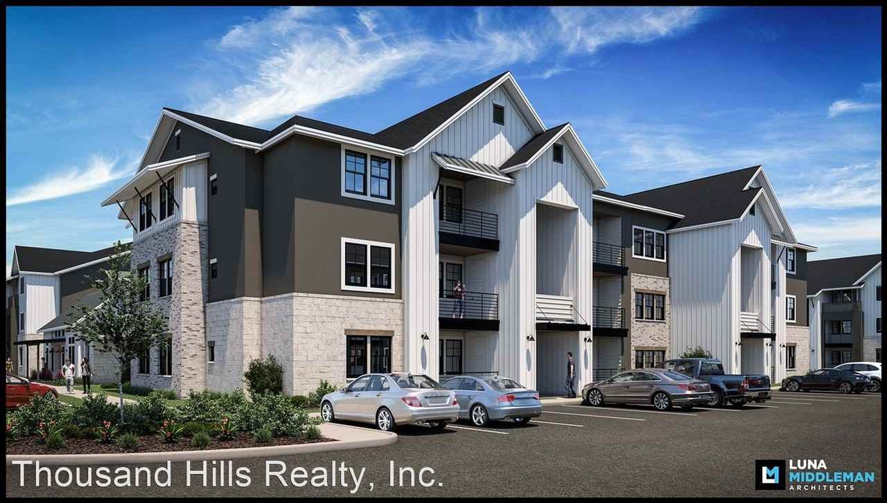 The Grass is Greener at Golf Quarters Apartments 750 Windsor Ct