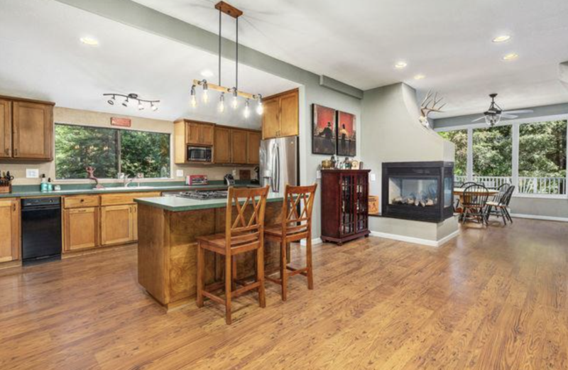 150 High St - Photo 3 of 16