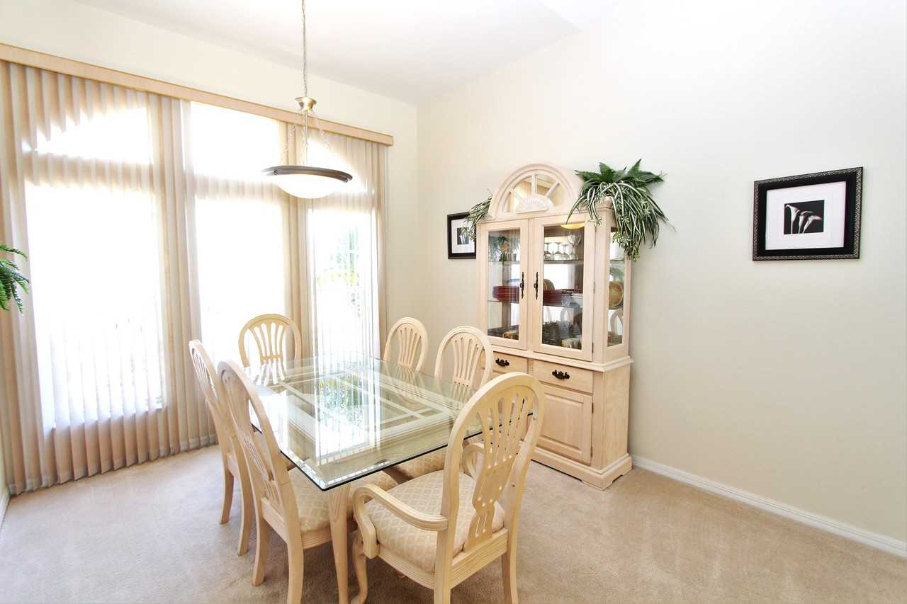 131 White Marsh Ln - Photo 5 of 20