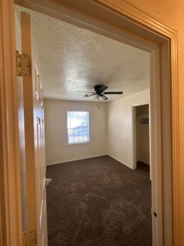 3329 Ne 14th St - Photo 3 of 12