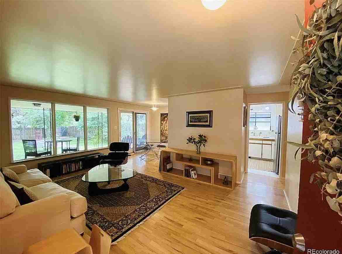 140 S Jersey St #NA - Photo 2 of 19