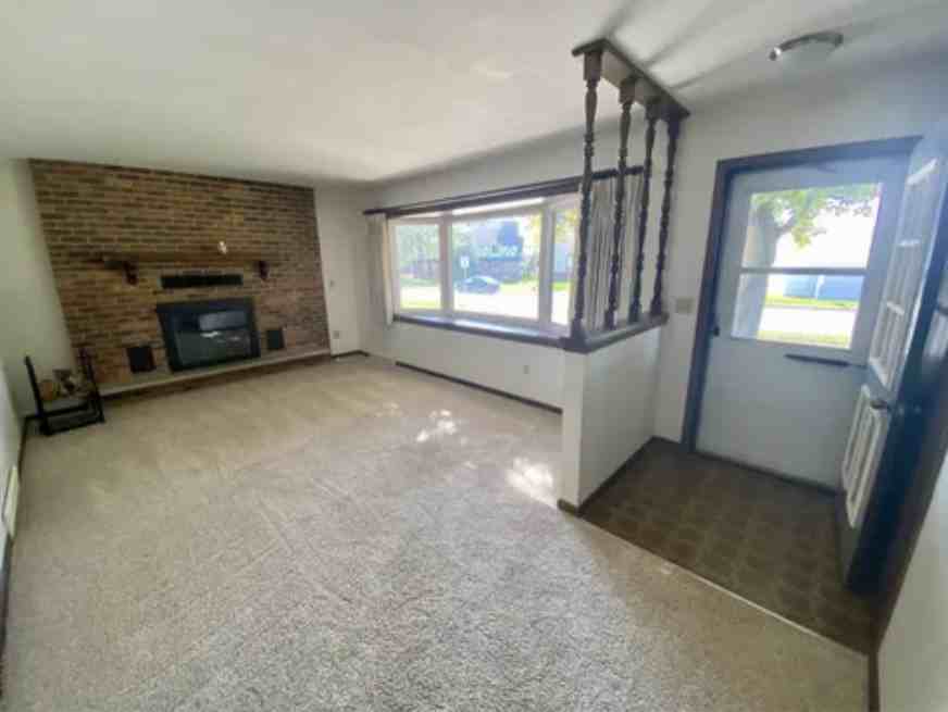 7410 Century Pl #NA - Photo 3 of 6