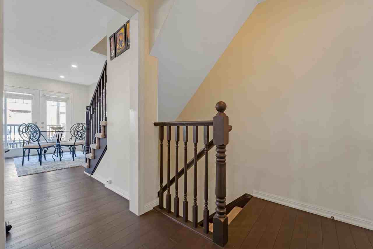 6020 Derry Road - Photo 2 of 14