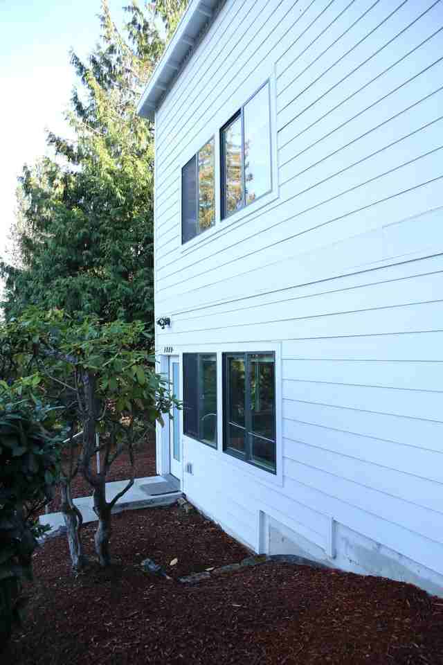 1529 Ne 92nd St #NA - Photo 3 of 40