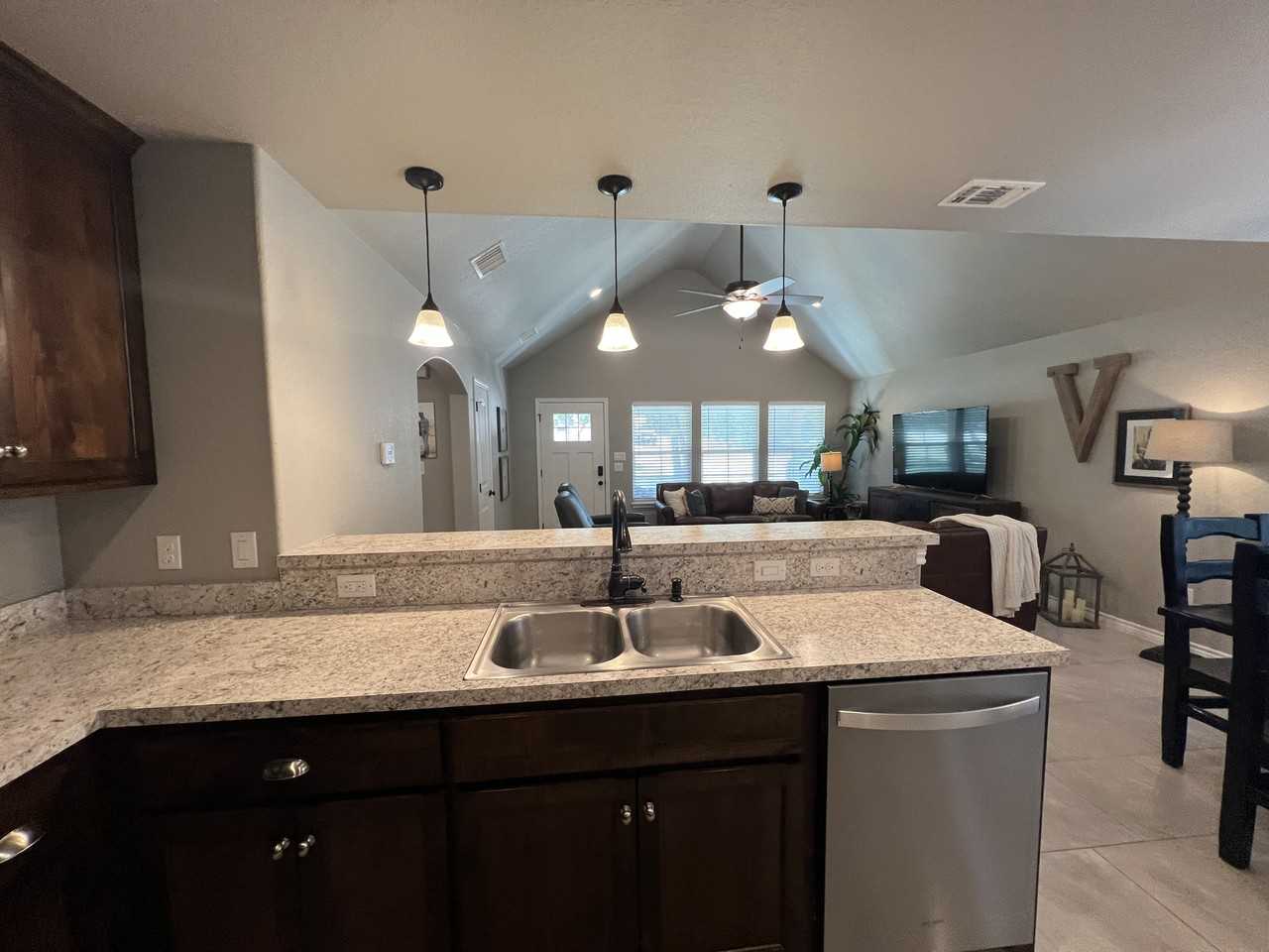 1290 Green Meadow Ln #NA - Photo 3 of 10