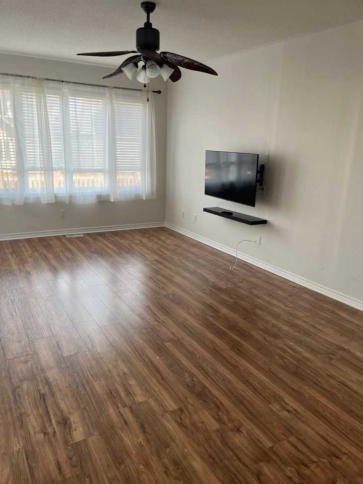 15 Leeward Circle - Photo 3 of 13