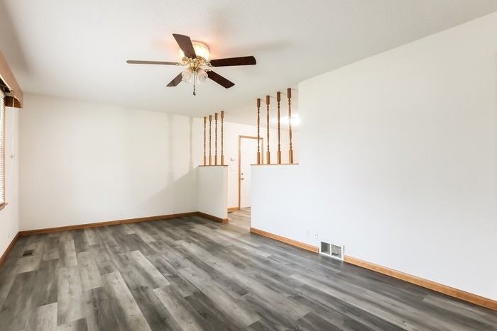 108 Crest Dr - Photo 2 of 10