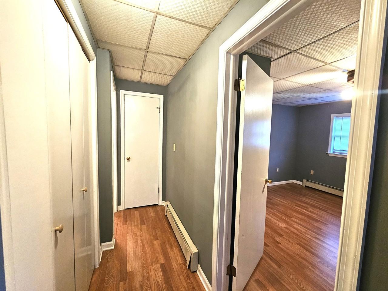 114 S Valley Ave #4 - Photo 3 of 6