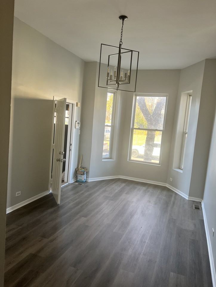 E 43rd St & S King Dr #1