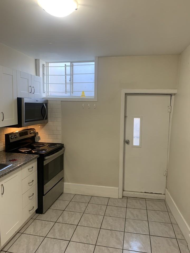 34 Beverly Street #1 - Photo 3 of 10