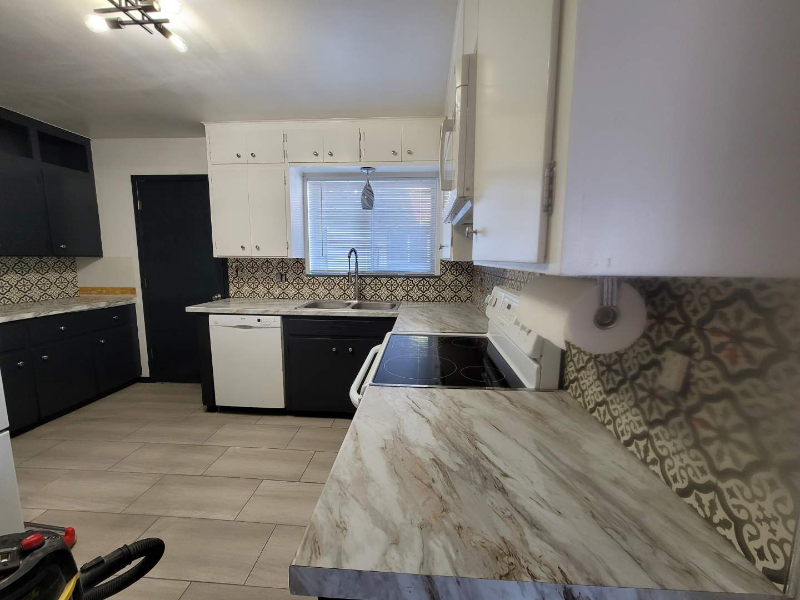 42nd Street Southwest #224 - Photo 2 of 19