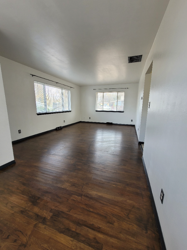 42nd Street Southwest #224 - Photo 6 of 19