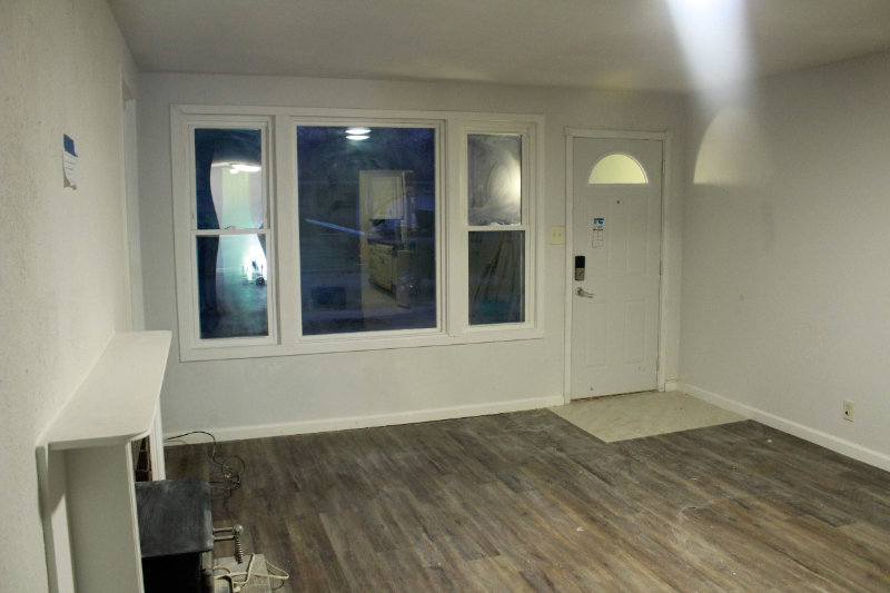 313 E Pembroke St - Photo 2 of 4