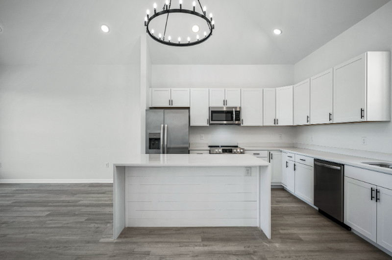 206 Jax Sq - Photo 3 of 16