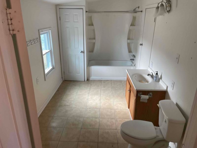 10507 Gordon Rd - Photo 3 of 11