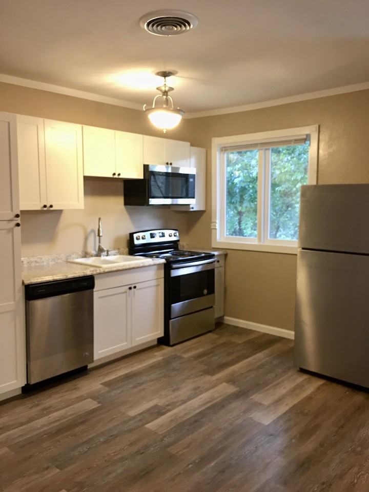 318 N 6th St #NA - Photo 3 of 11