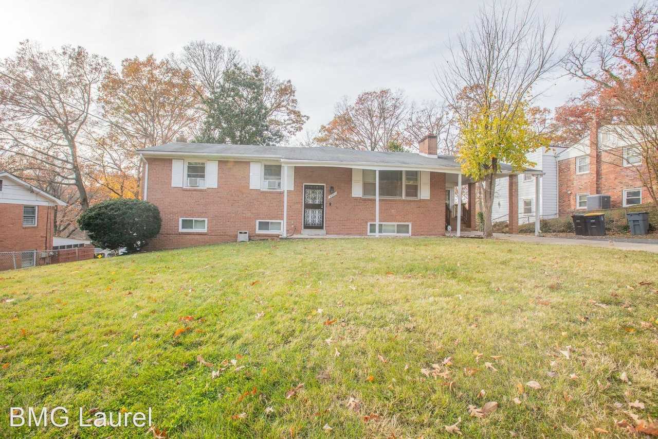 9007 Pinehurst Dr #B - Photo 2 of 26