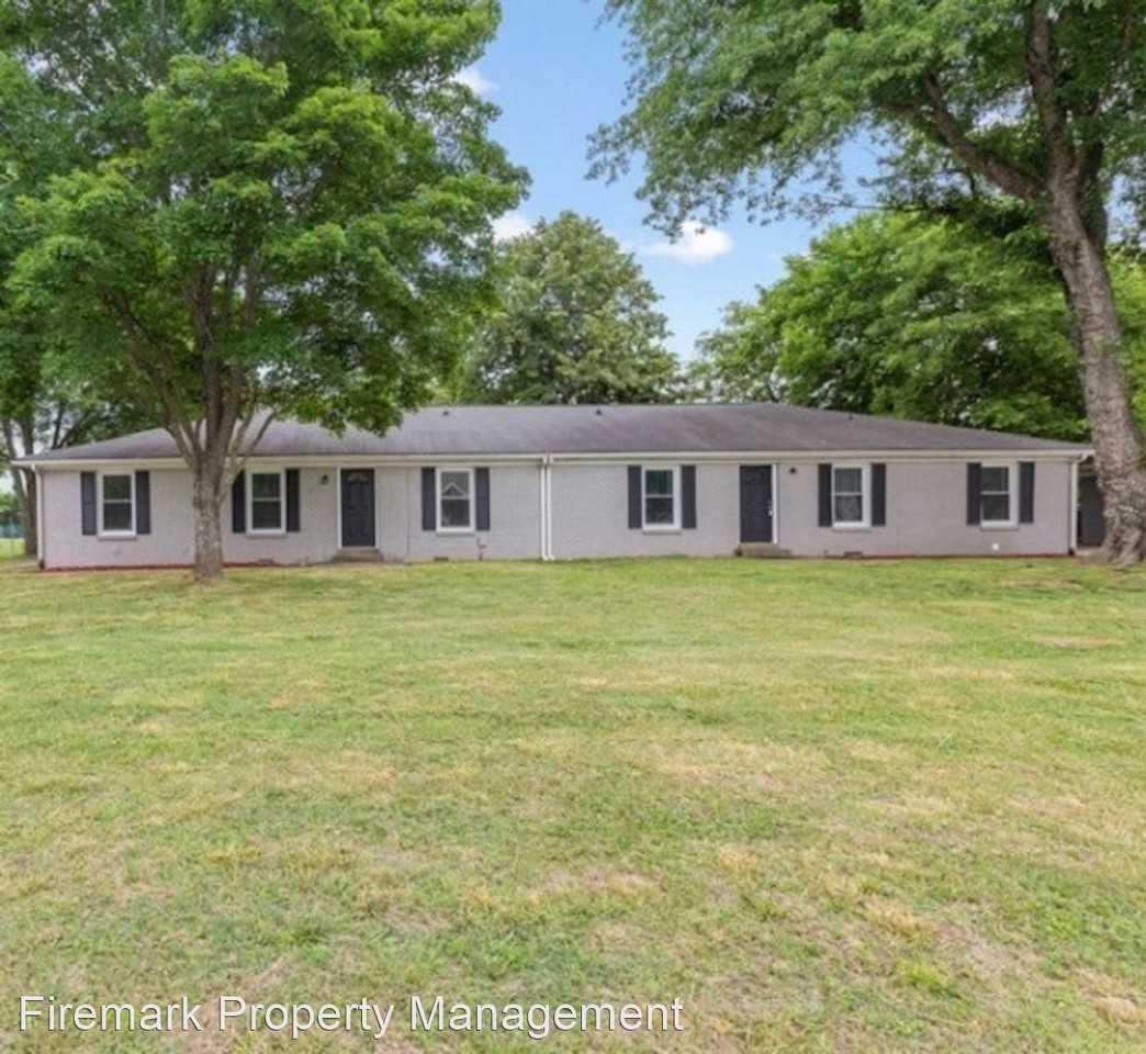 6722 - 6724 Old Nashville Hwy - Photo 2 of 25