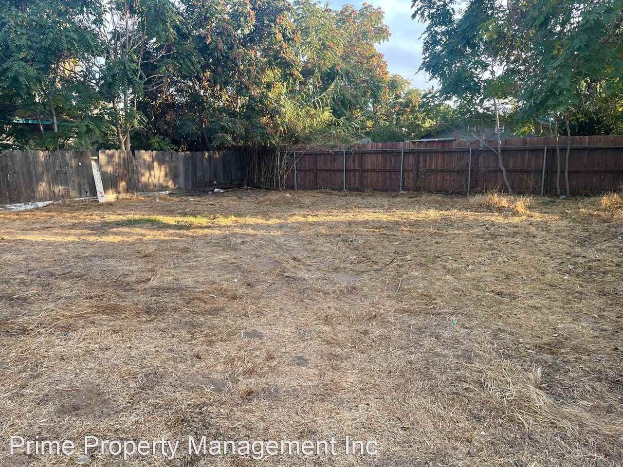 2004 Kenneth St - Photo 3 of 5