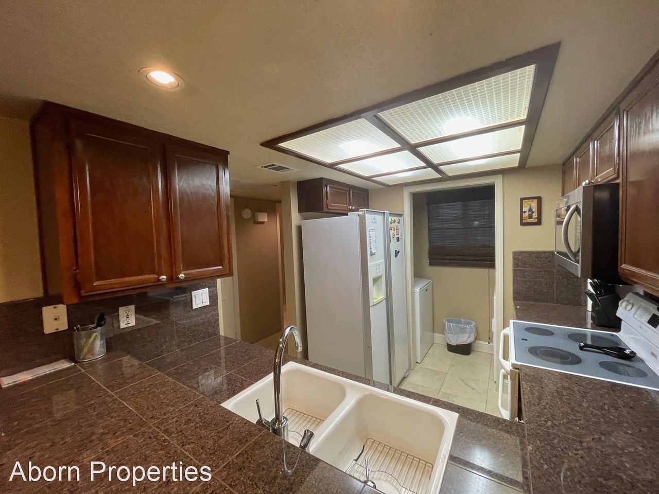 1079 Summerain Ct - Photo 3 of 39