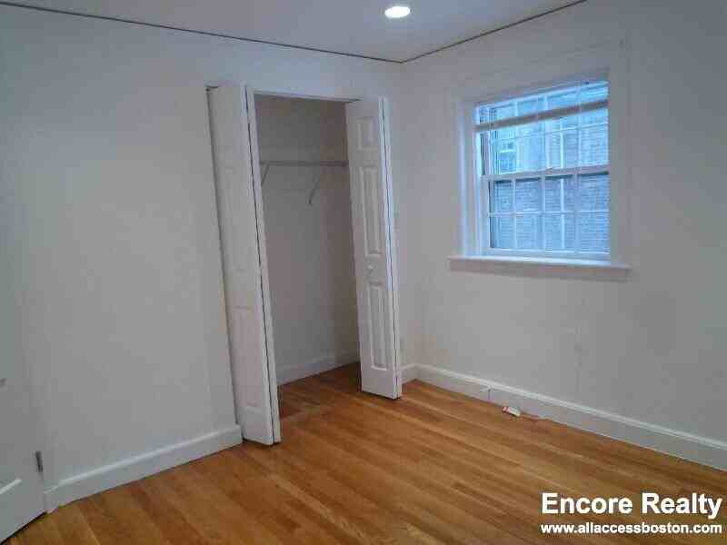 75 Wyman St #9 - Photo 5 of 19