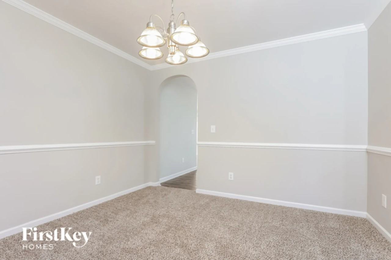 1109 Evening Shade Ave - Photo 3 of 13