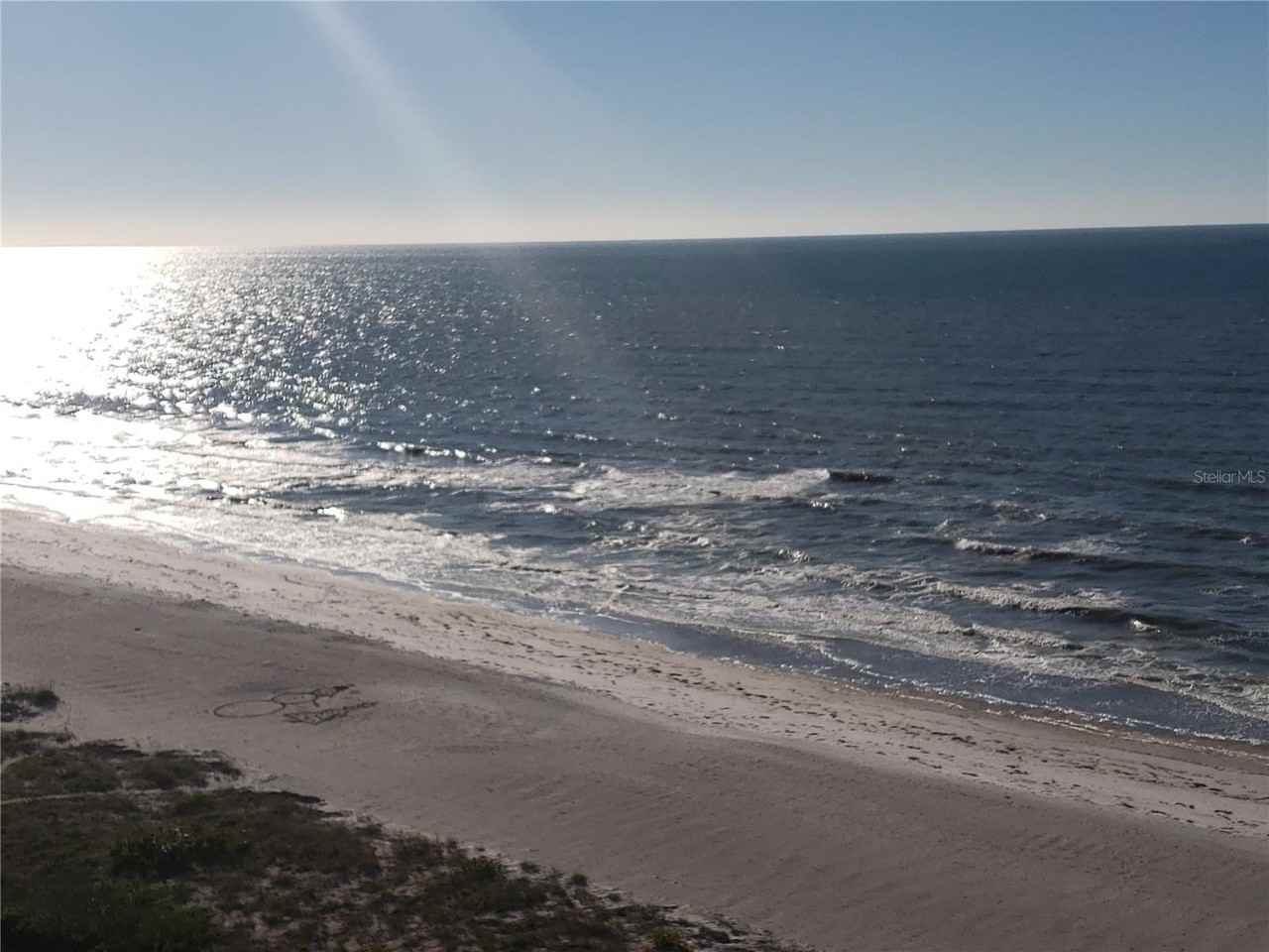 1460 Gulf Blvd #1102 - Photo 3 of 40