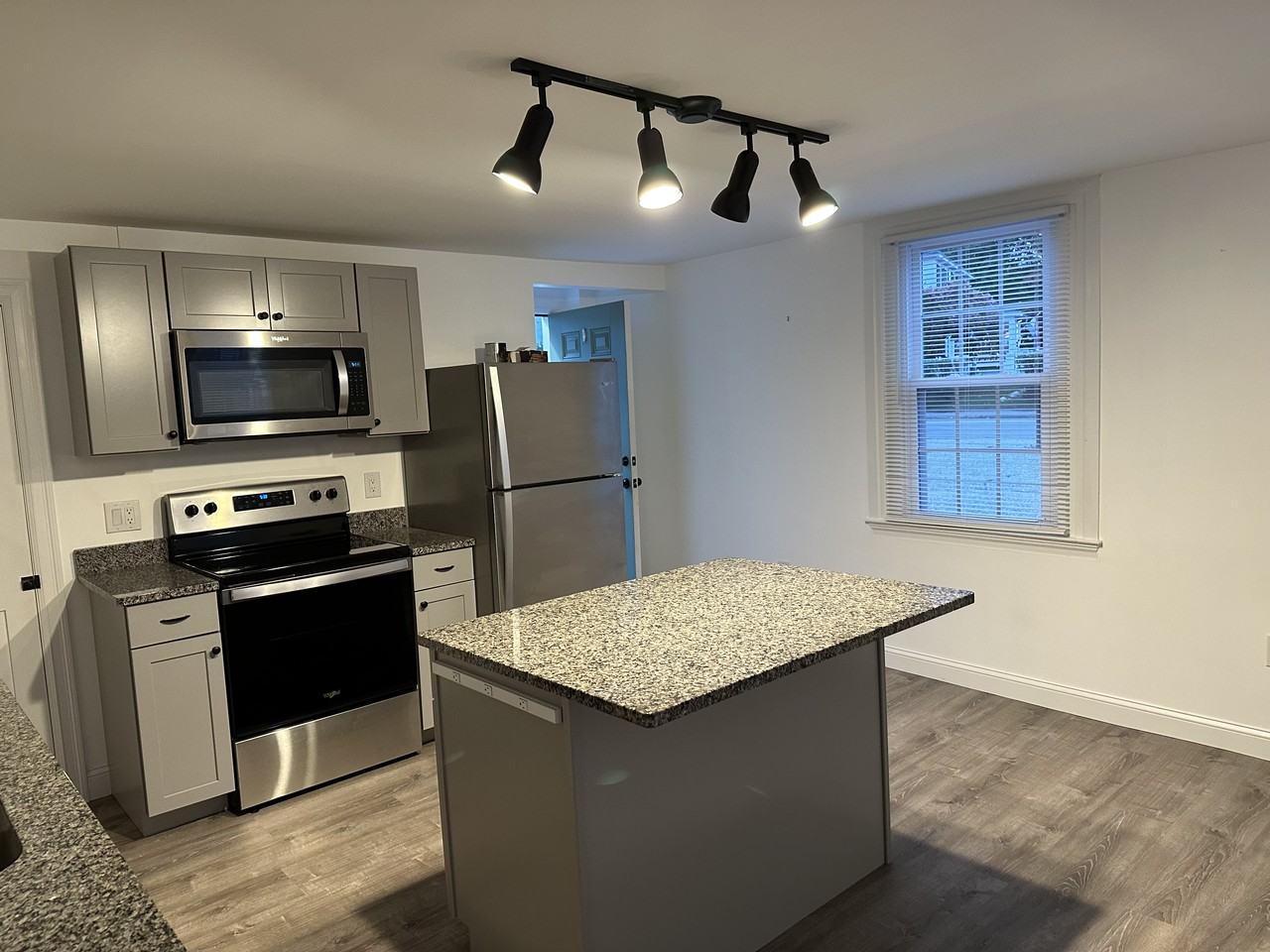 206 Main Street - Photo 2 of 15