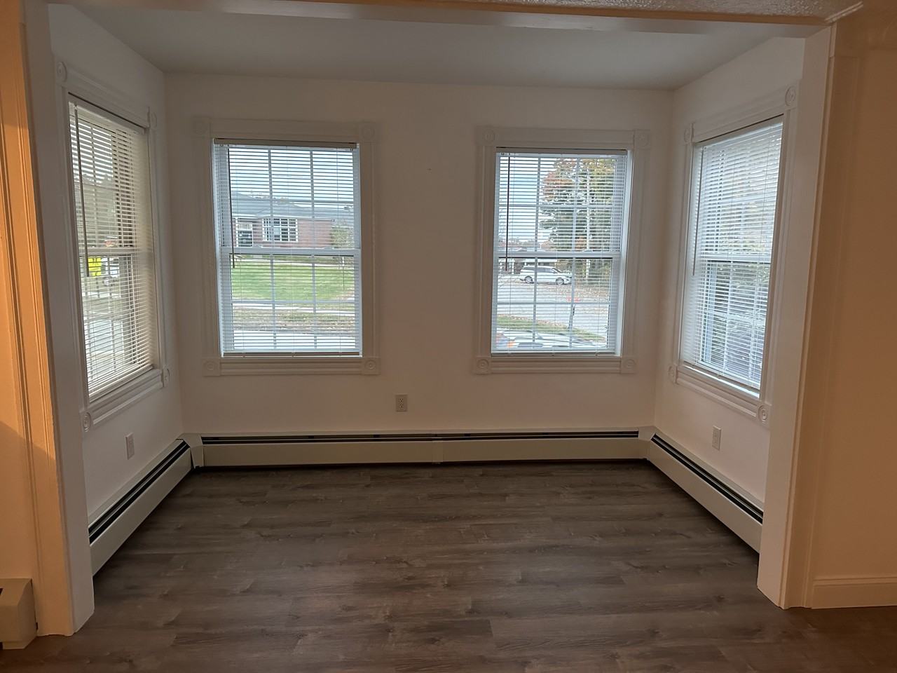 206 Main Street - Photo 3 of 15