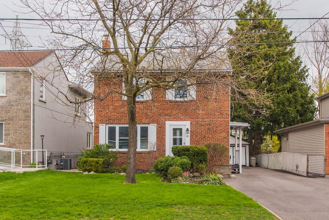 87 Ashbourne Drive - Photo 2 of 24