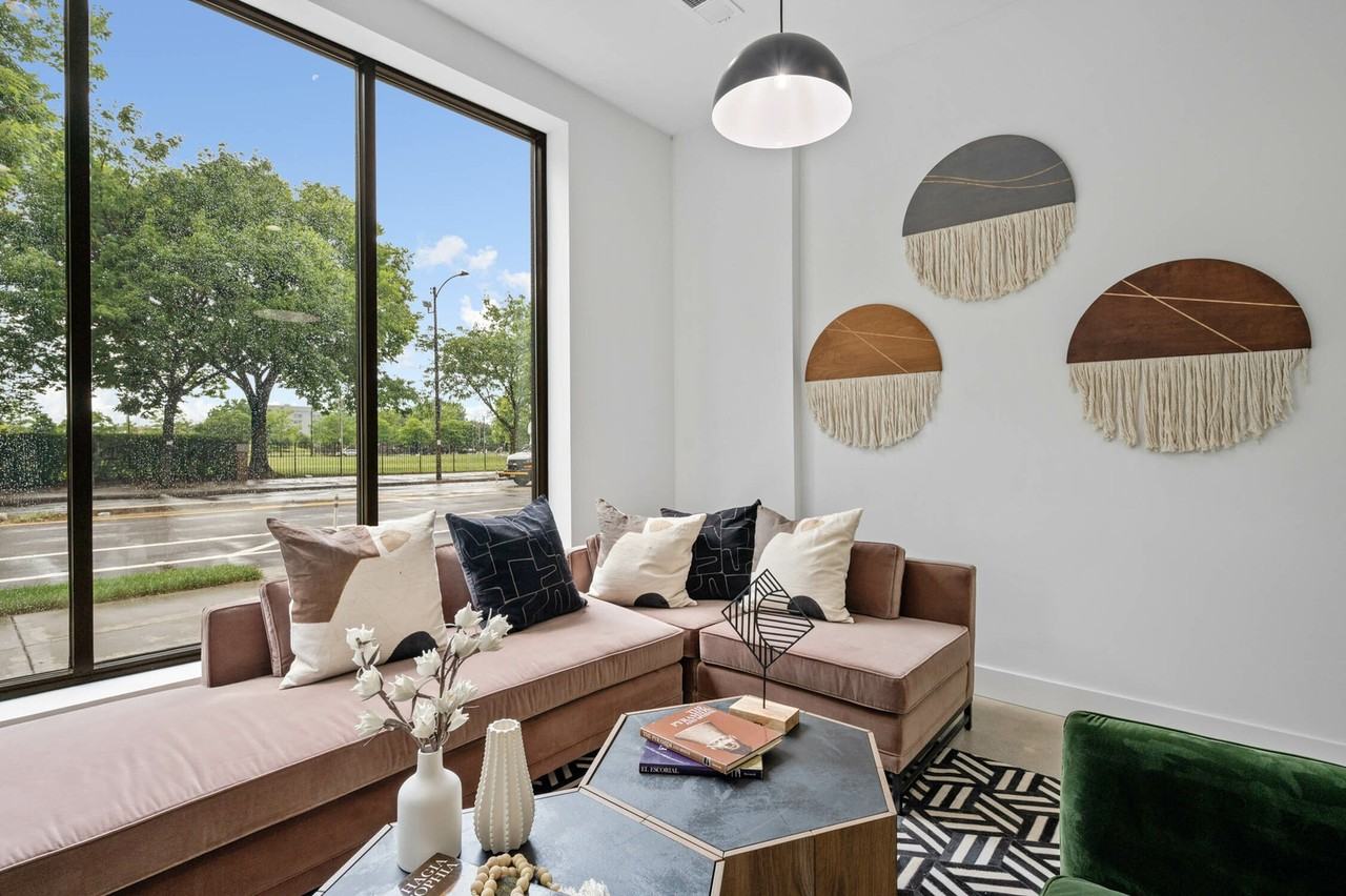 Common Prairie - Photo 3 of 11