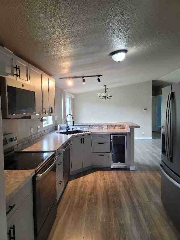 214 Quiet Acres Dr - Photo 2 of 11