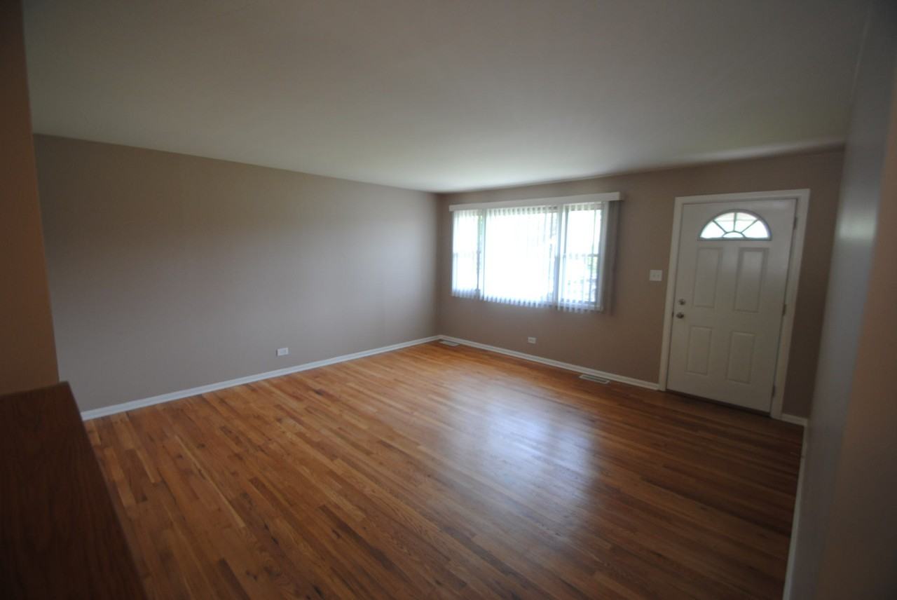 7019 Stanford Dr - Photo 2 of 7