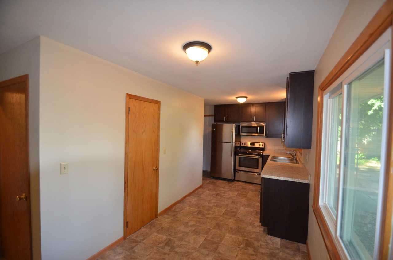 16710 Anna Trail SE - Photo 3 of 6