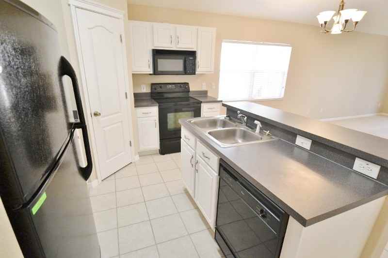 6811 Exeter Park Pl - Photo 2 of 5