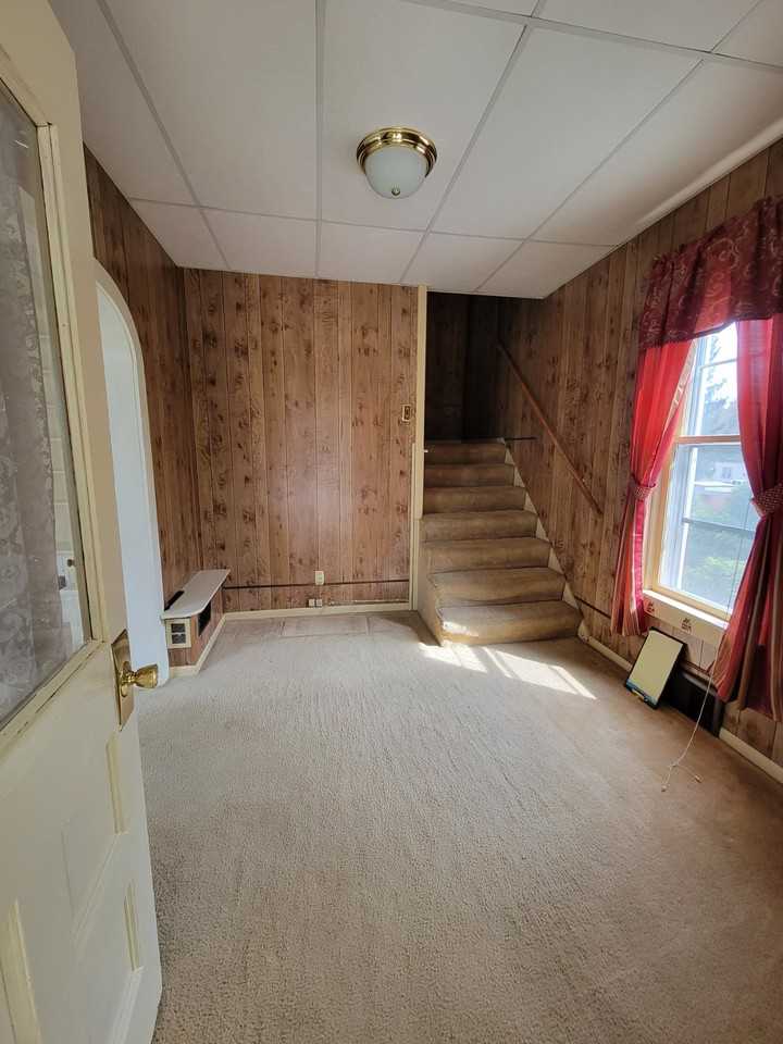 1212 Steuben St #1 - Photo 6 of 13