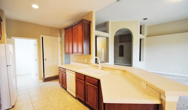 9016 Pinebreeze Dr - Photo 3 of 9