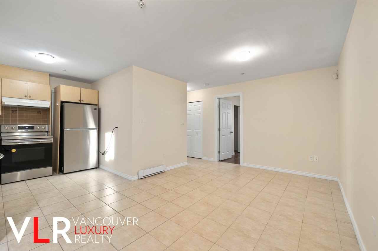 2608 Lincoln Avenue - Photo 2 of 20