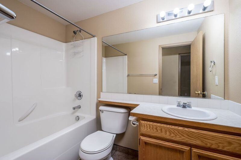 4119 Bond Ln - Photo 6 of 10