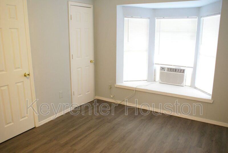 2511 Rosalie St #D - Photo 5 of 11