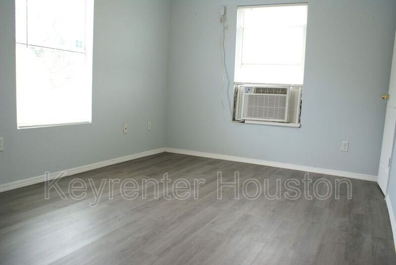 2511 Rosalie St #D - Photo 6 of 11