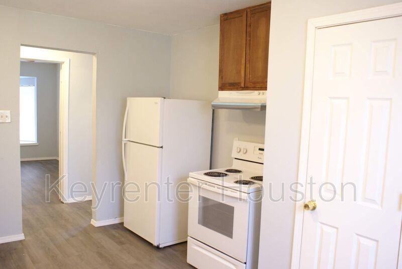 2511 Rosalie St #D - Photo 7 of 11