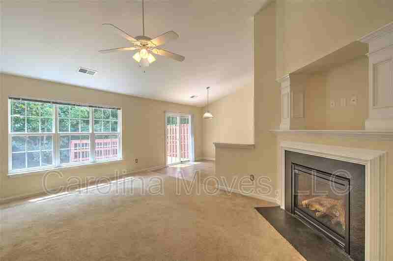 112 Stream Crossing Way - Photo 3 of 19